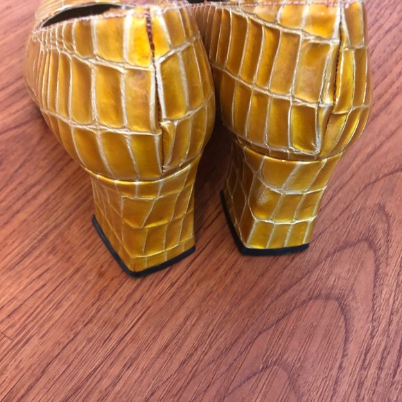 Cara Molina Yellow croc faux square toes & heels - Picture 4 of 7